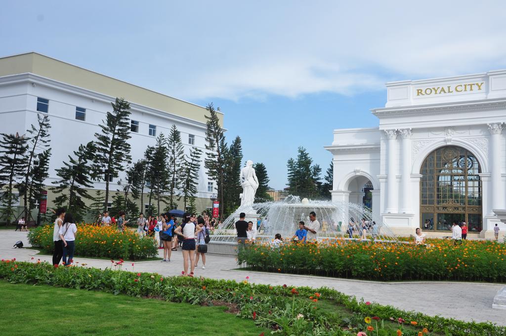 Vinhomes Royal City Apartment Hanoi Buitenkant foto
